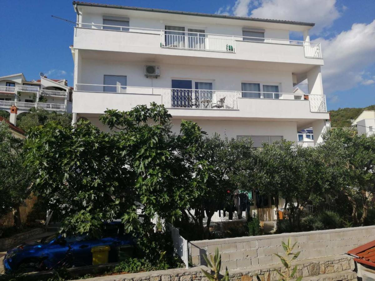 Guesthouse Mila Tisno Exterior foto