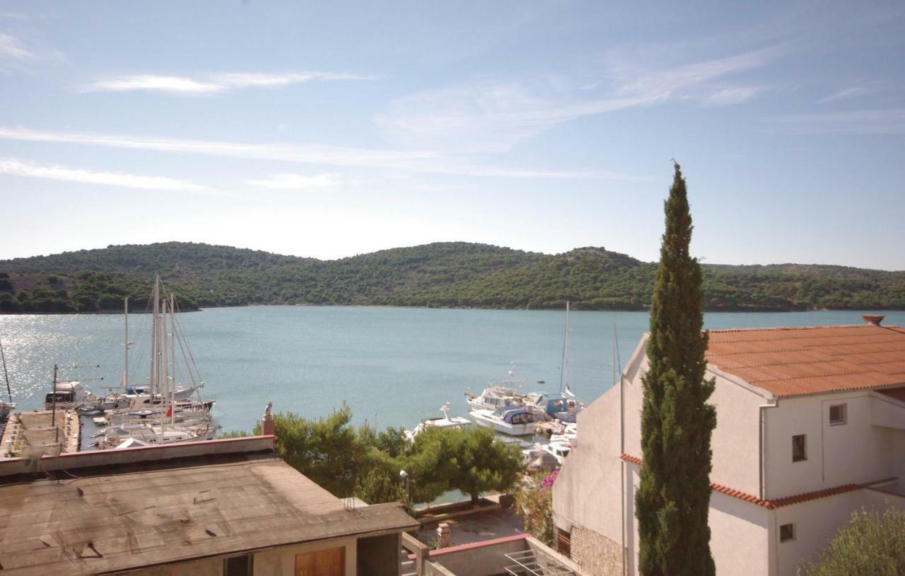 Guesthouse Mila Tisno Exterior foto