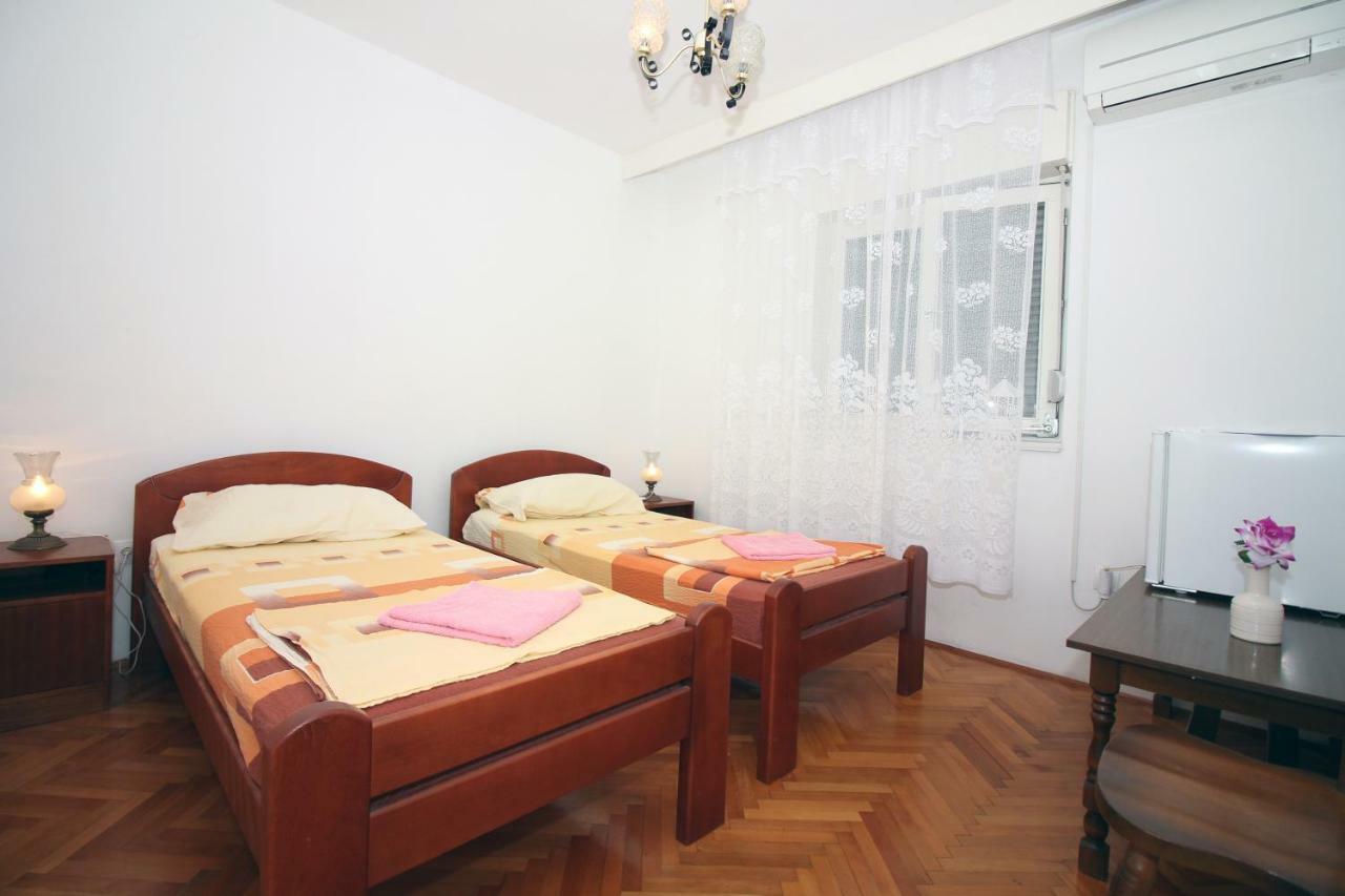 Guesthouse Mila Tisno Exterior foto
